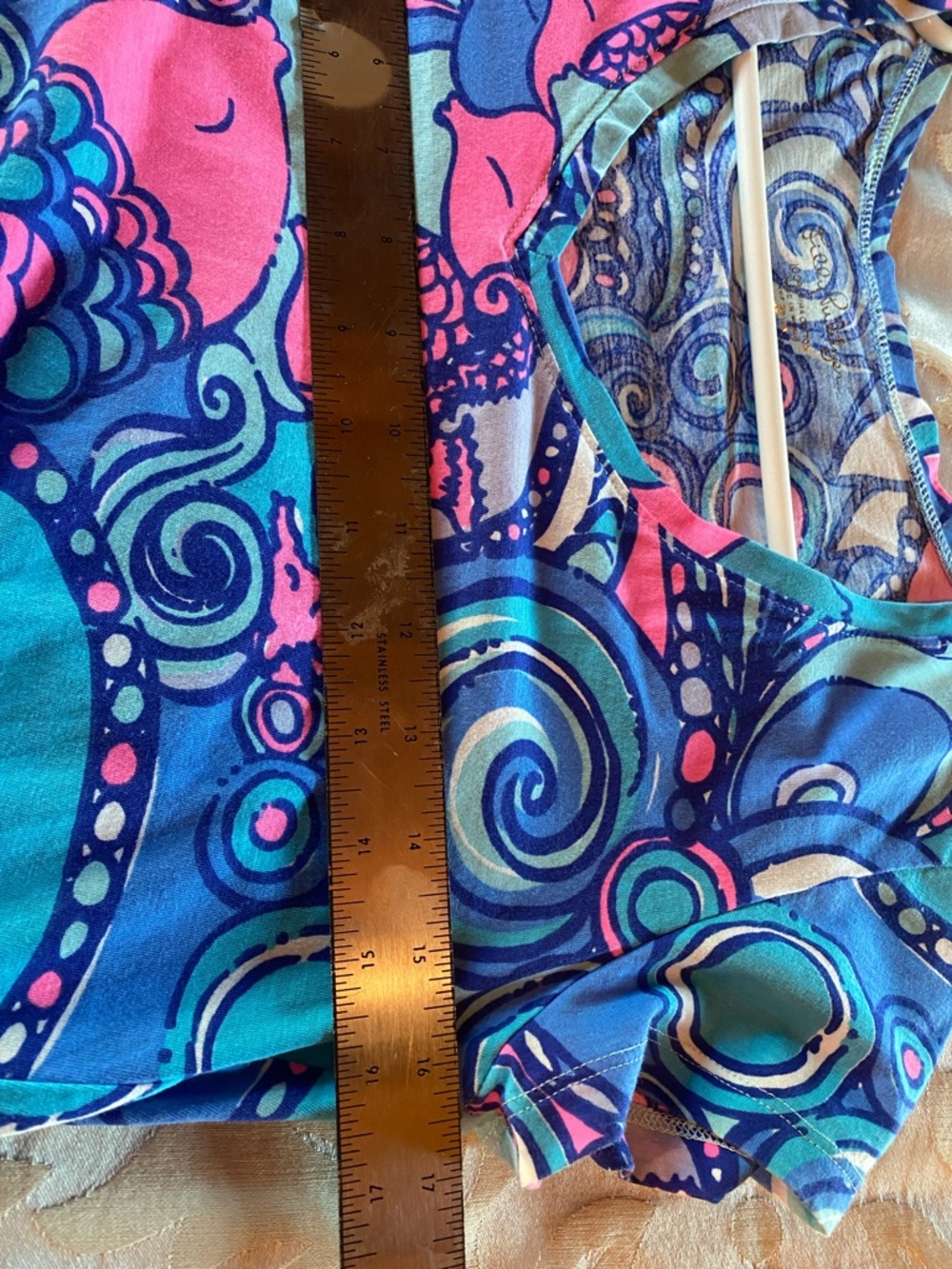 Lilly Pulitzer Vibrant Blue and Pink Short Sleeve Tee - Picture 3 of 4